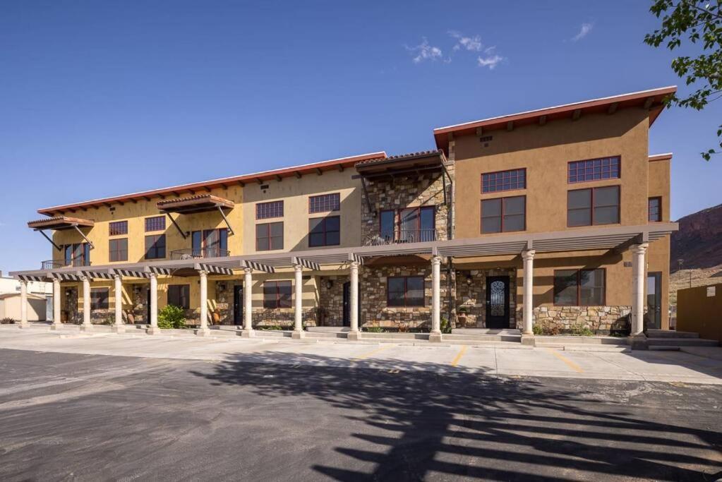 Luxury Downtown Rental - La Dolce Vita Villa #4 Moab Exteriör bild