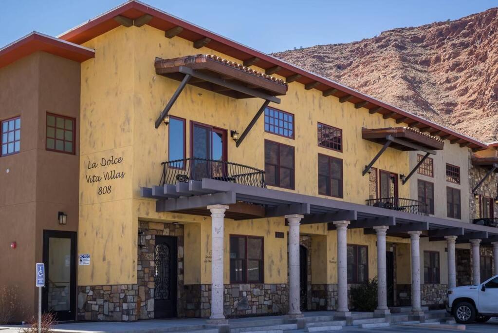 Luxury Downtown Rental - La Dolce Vita Villa #4 Moab Exteriör bild